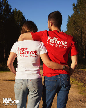 T-Shirt : "un Art de Vivre !" - Rouge - Femme